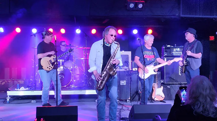 Austin Healy (special guest Todd Olson) "Call Me t...