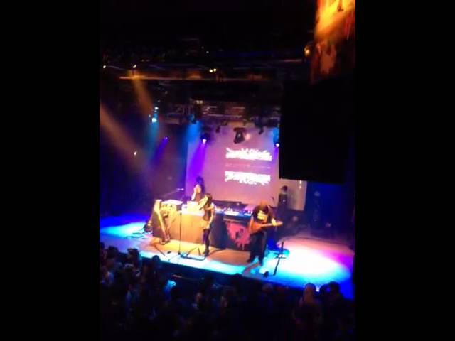 Watch JUNKSISTA Live in Paris : 25.02.12 on YouTube Watch JUNKSISTA Live in Paris : 25.02.12 on YouTube