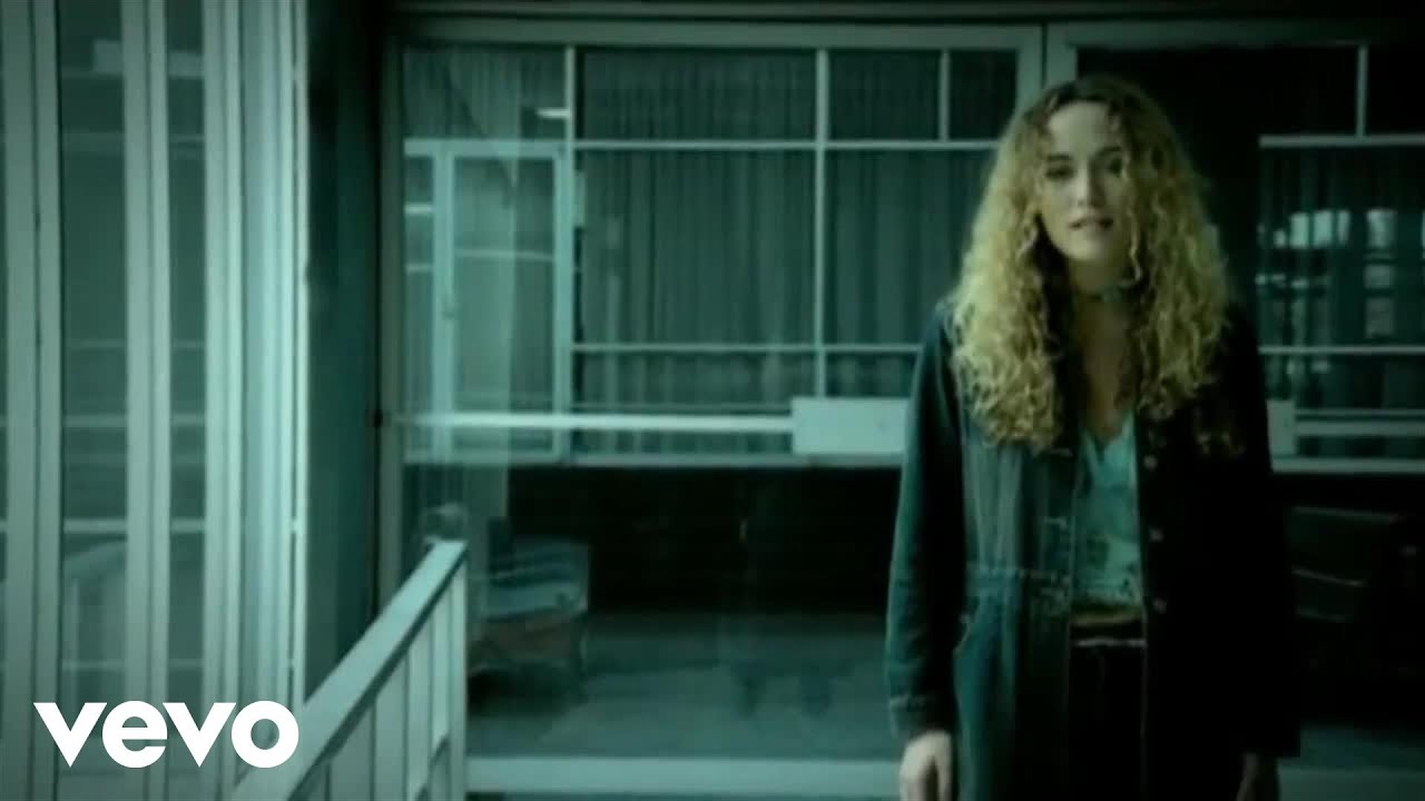 Maria Bestar - Pensando en ti