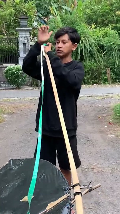 Menjadi Layangan Suntoro