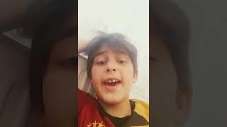 Sonda Kulanız Patlaya Bilir Kulaklıkla Dinlemeyiniz