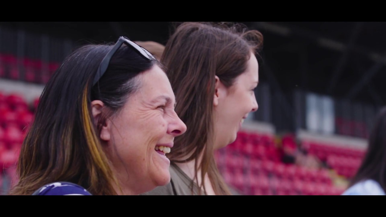 Backside to trackside 5K fun run - YouTube