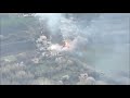 Український БТР шквальним вогнем знищує російський танк