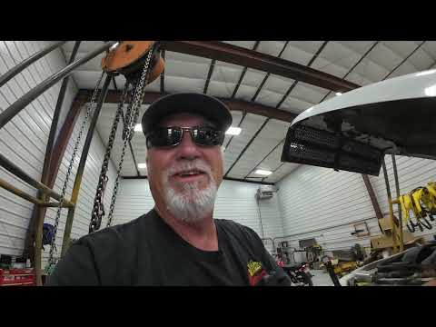 The Slowest Mechanic Fixing 2nd Gen Dodge Brakes