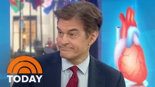 Dr. Oz Shows How To Use A Public Defibrillator, Administer CPR To Save A Life | TODAY