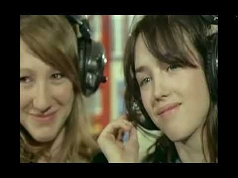 The Scarf - - Isabelle ADJANI [ La Gifle 1974 ] + WOO [ Robots Dancing ]