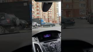 Как он умудрился это сделать? 😂 #авто #авария #дорога