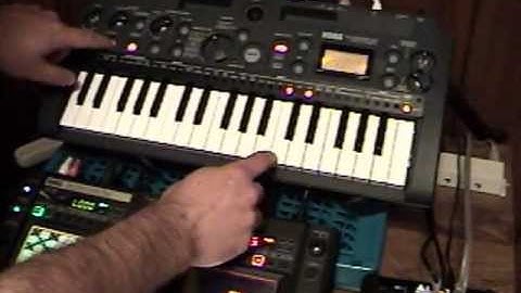 Tutorial microSAMPLER as Live Performance Dynamic Phrase Recorder Looper