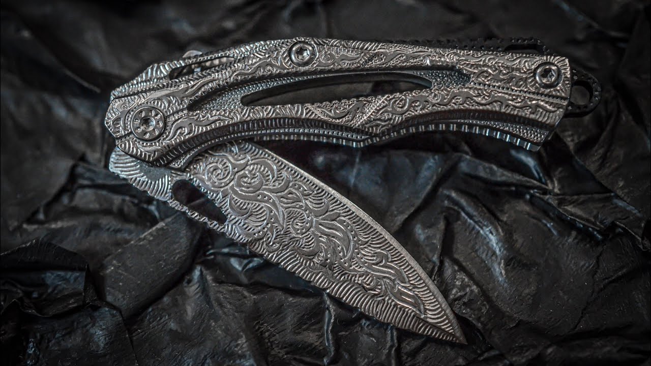 Десептикон мини. Шейный складной нож