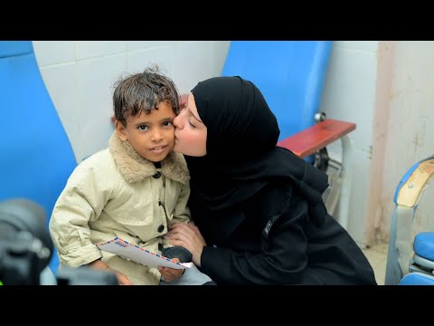 عدن ماريا قحطان تزور الأطفال المرضى بالسرطان بمستشفى الصداقة