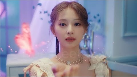 Twice title tracks but only the pre-chorus