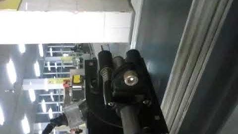 batch number and barcode tij printing machine coding on peanut oil packaging cartons