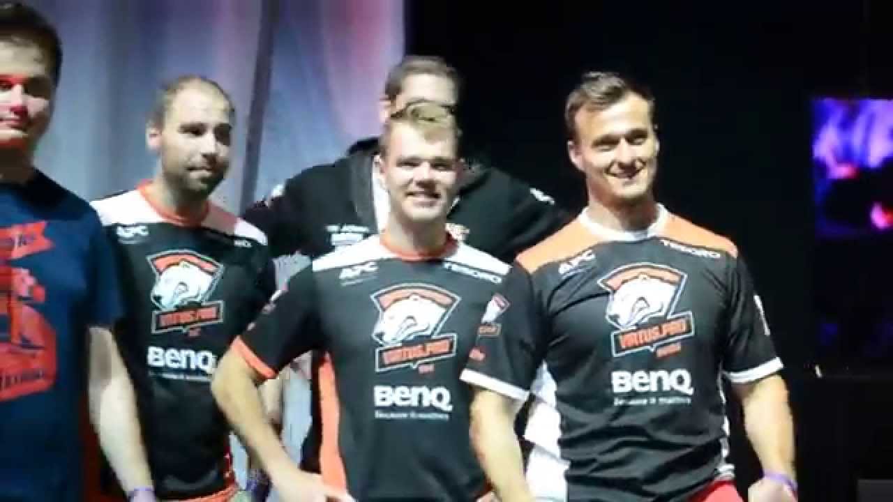 CS:GO Final Reaction @Gfinity 3 - What a Difference a Day Makes - CU@LAN