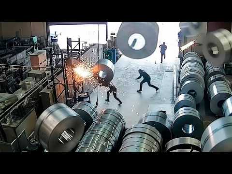 Video Heavy Equipment Fails That Hit Different ??