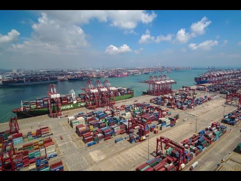 ركود اقتصادي بسبب الحرب التجارية بين أمريكا والصين