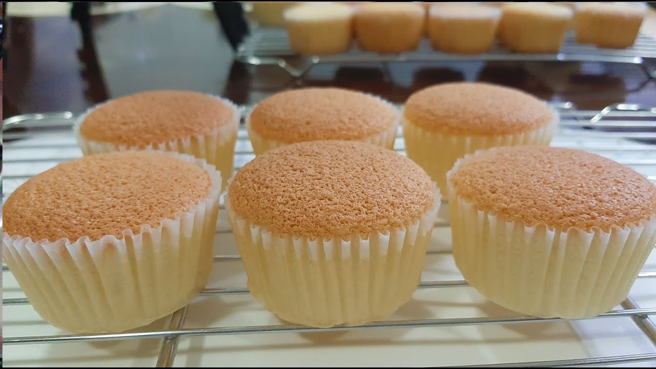 soft-chiffon-cupcake-recipe-how-to-make-chiffon-cupcake-youtube