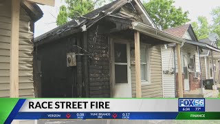 Lexington fire damages 2 homes, destroys 1