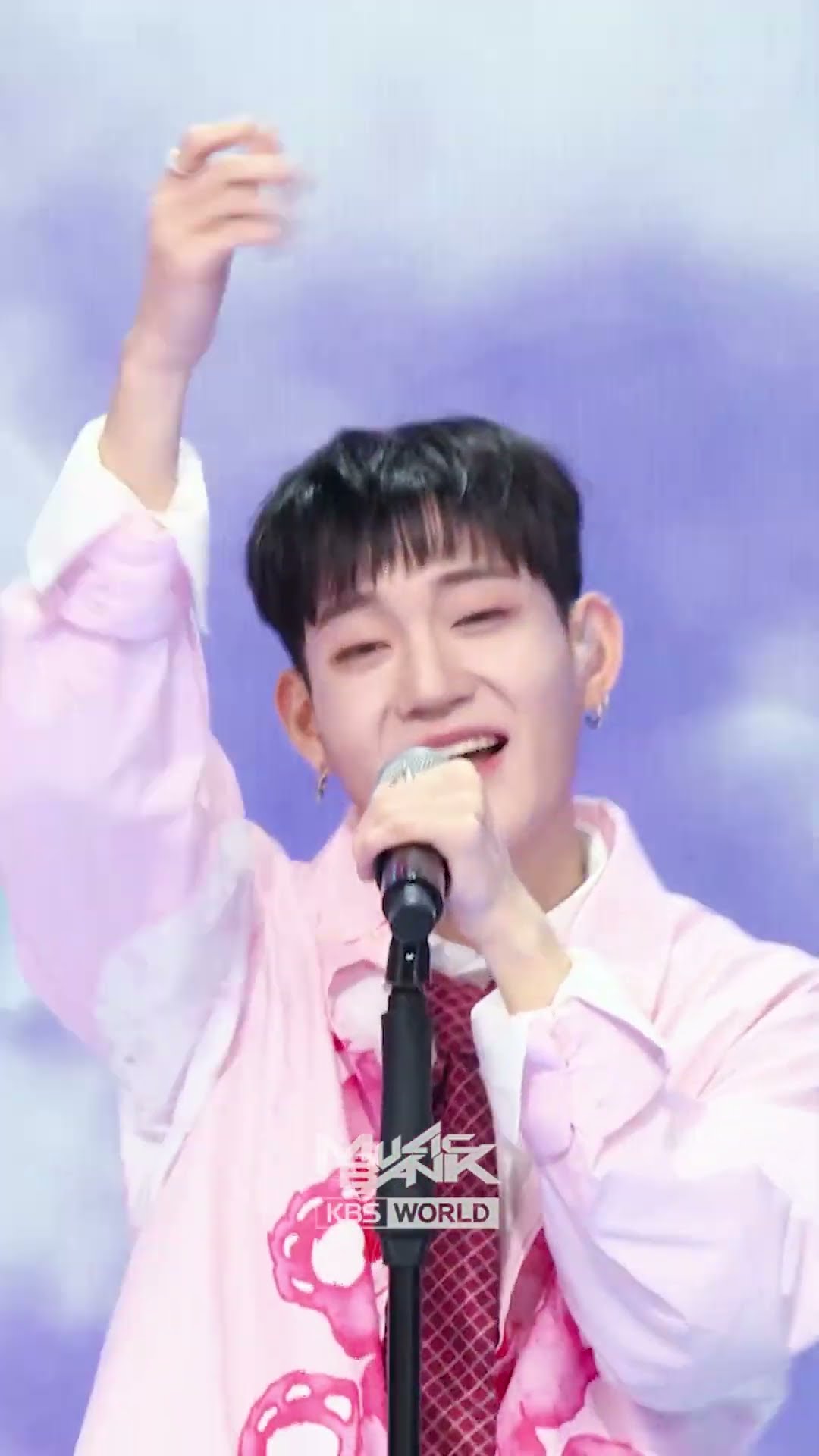 Air Balloon - DXMON #AirBalloon #DXMON #다이몬 #Shorts #MusicBank | KBS WORLD TV