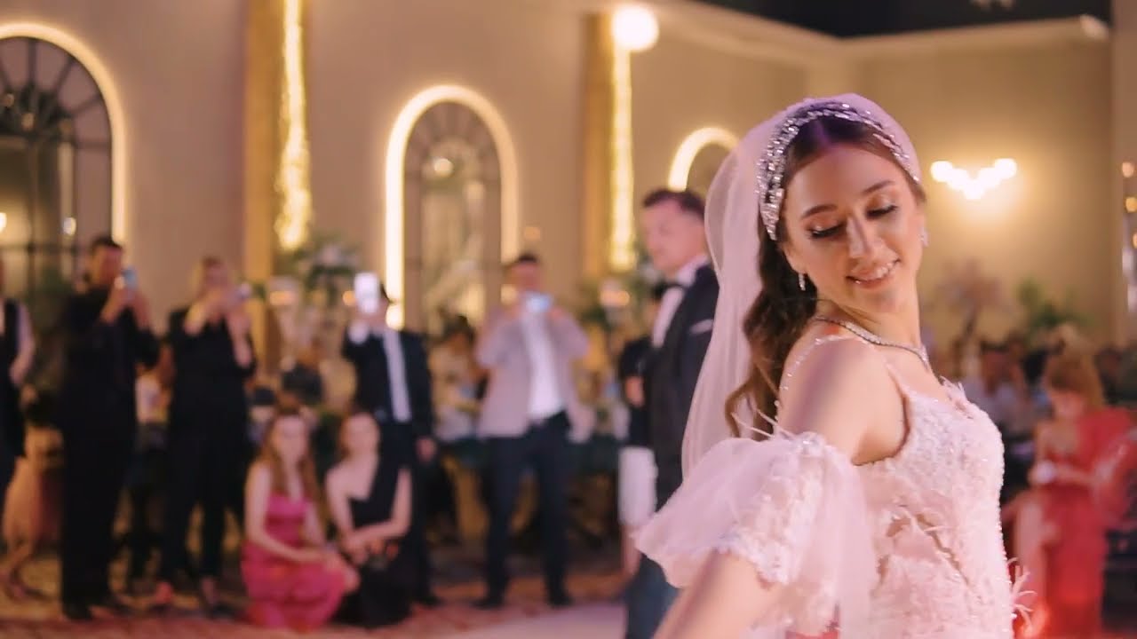 Gelin Damat ve Zeybek Ekibi Atatürk Sesli Zeybek Gösterisi