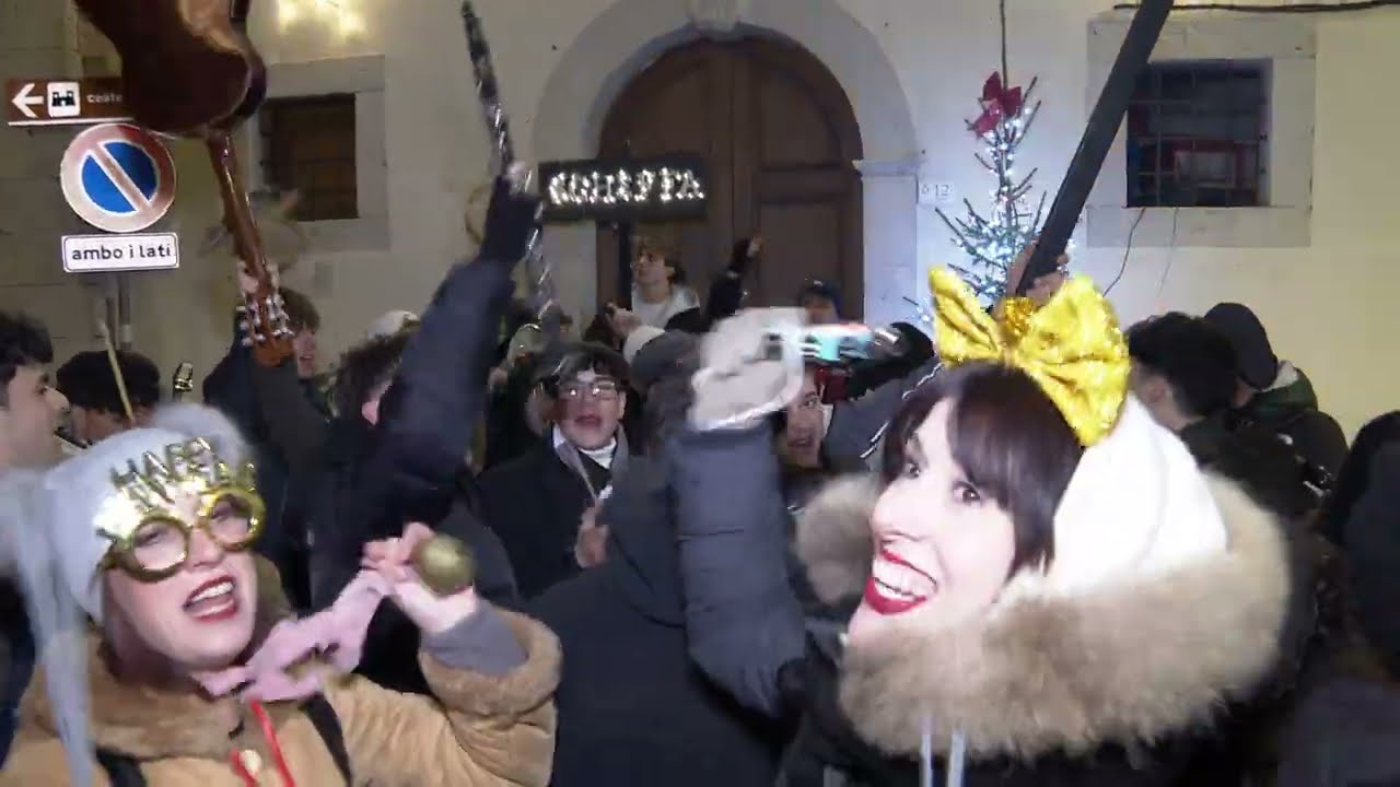 Gambatesa 31 dicembre 2025 - 326^ Edizione delle Maitunat: BRINDISI IN PIAZZA