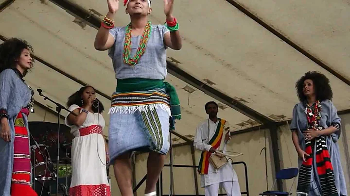 ethiopian dancers in clissold park london.uk.