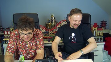 Advent Calendars 2019 Day 10 | Ashens & Nerdcubed