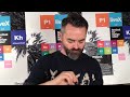 Chili Klaus spiser sort skorpion med chili dip | P1LiveX