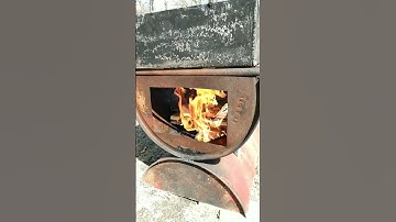 Boiling sap down!🍁(making maple syrup pt.3)