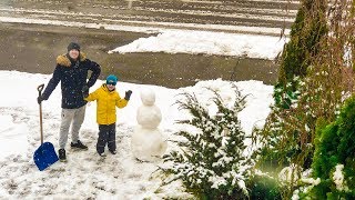 Илья и Картонка забросали маму снежками! Мерзнем целый день без отопления зимой! Илья и Картонка