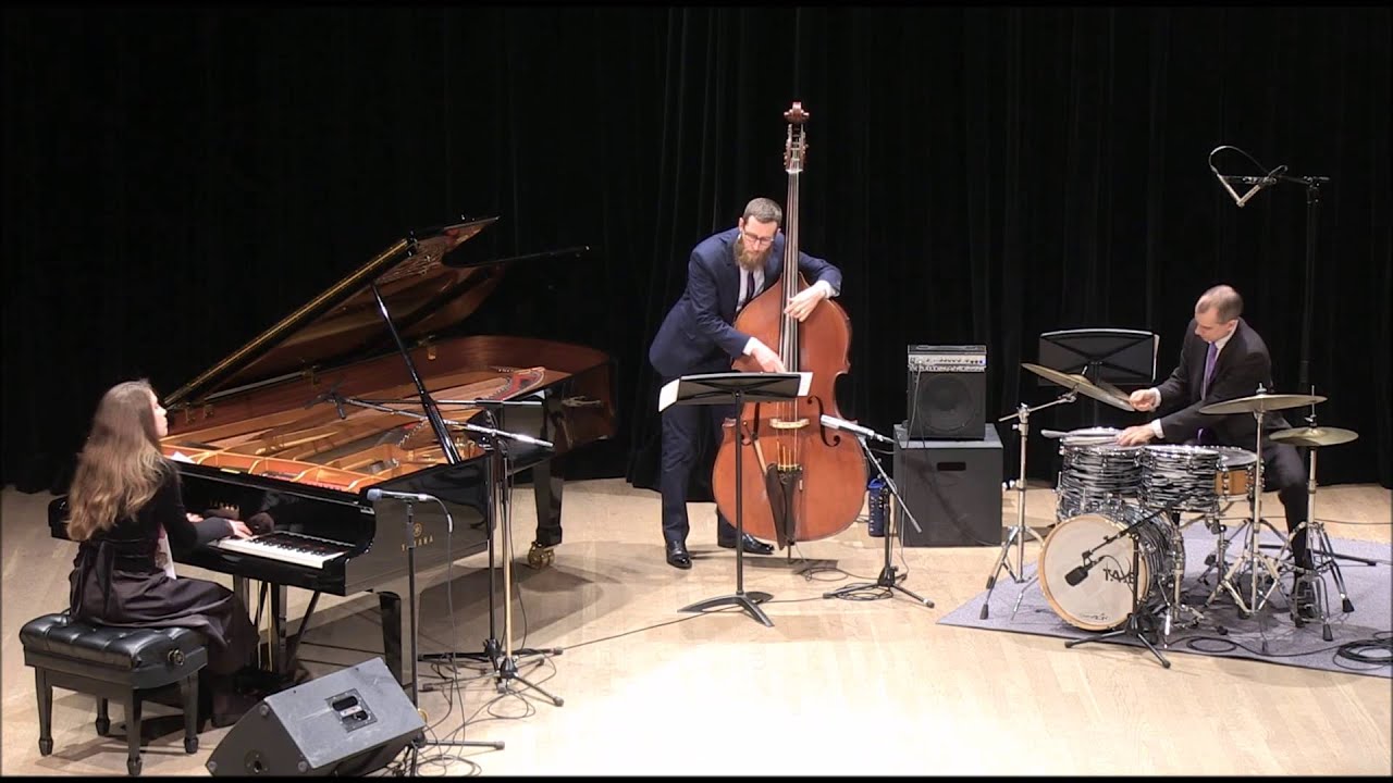 Siblings- Lara Driscoll Trio