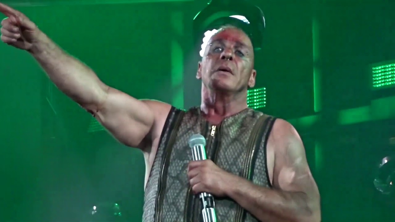 Rammstein Du Riechst So Gut Berlin 2019 (Remastered Audio) - YouTube