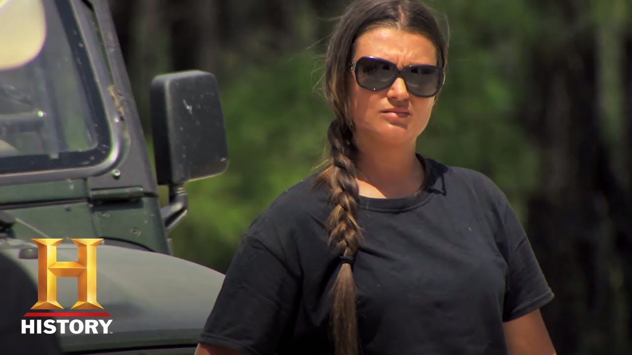 clips for crocs Truck Night In America: Old Faithful And Spicy Truck | 'Over The Cliff' Airs Mar. 15 | History