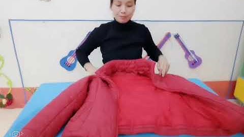 Dạy trẻ kỹ năng mặc áo lớp 4T B1