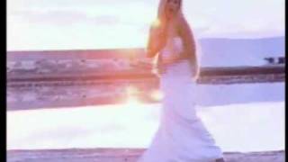 Marta Sánchez - Videoclip oficial "Arena y sol" chords