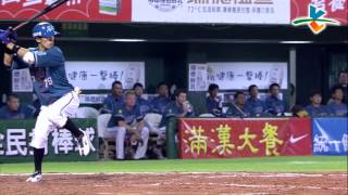 20130912 CPBL 猿VS獅 4上 王鏡銘送一張老K給林智平之後 再讓詹帥打出一顆界外飛球被接殺出局
