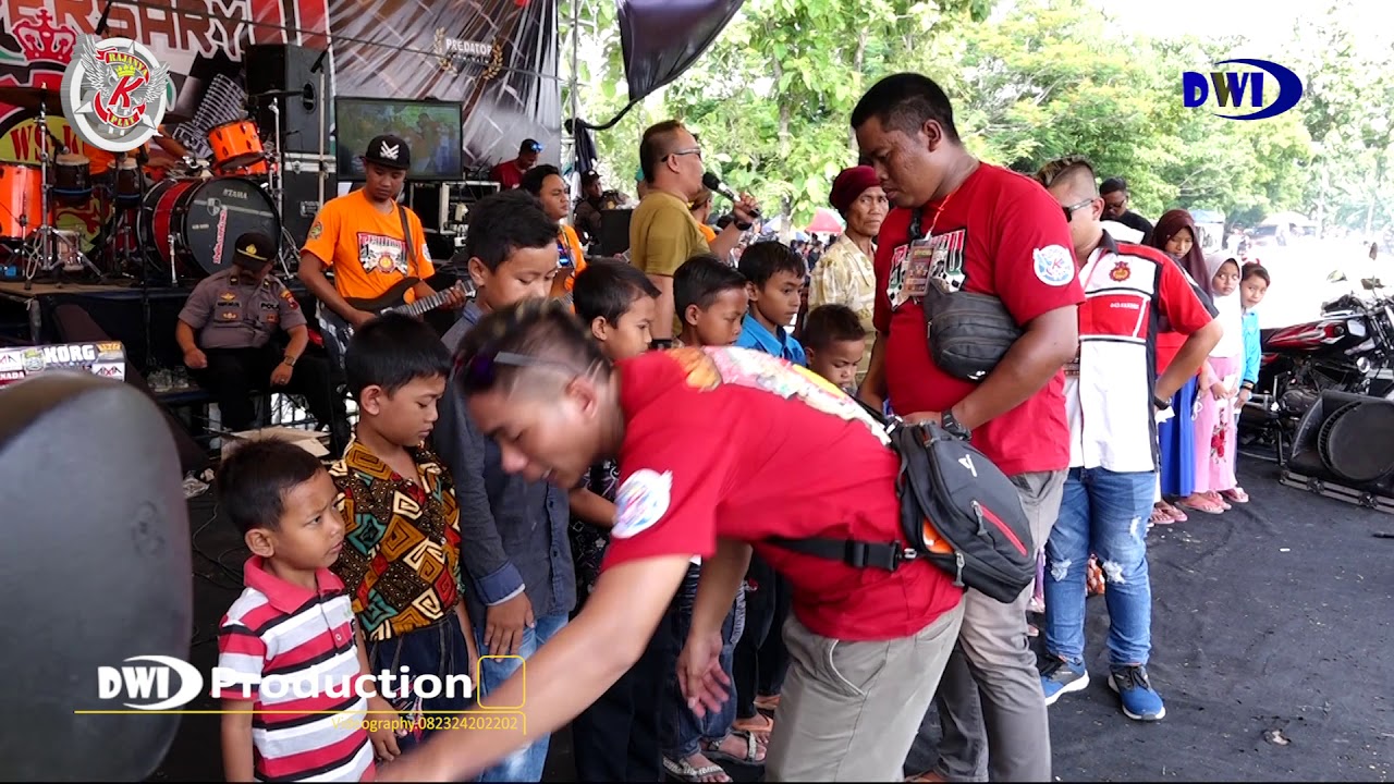 Yatim Piatu In English / NUSABALI.com - Anak Yatim Piatu Hindu Dapat