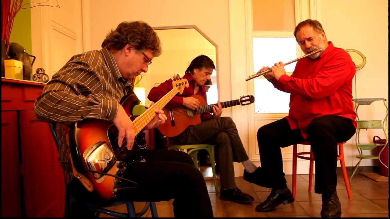 pequeña serenata diurna.MOV YouTube