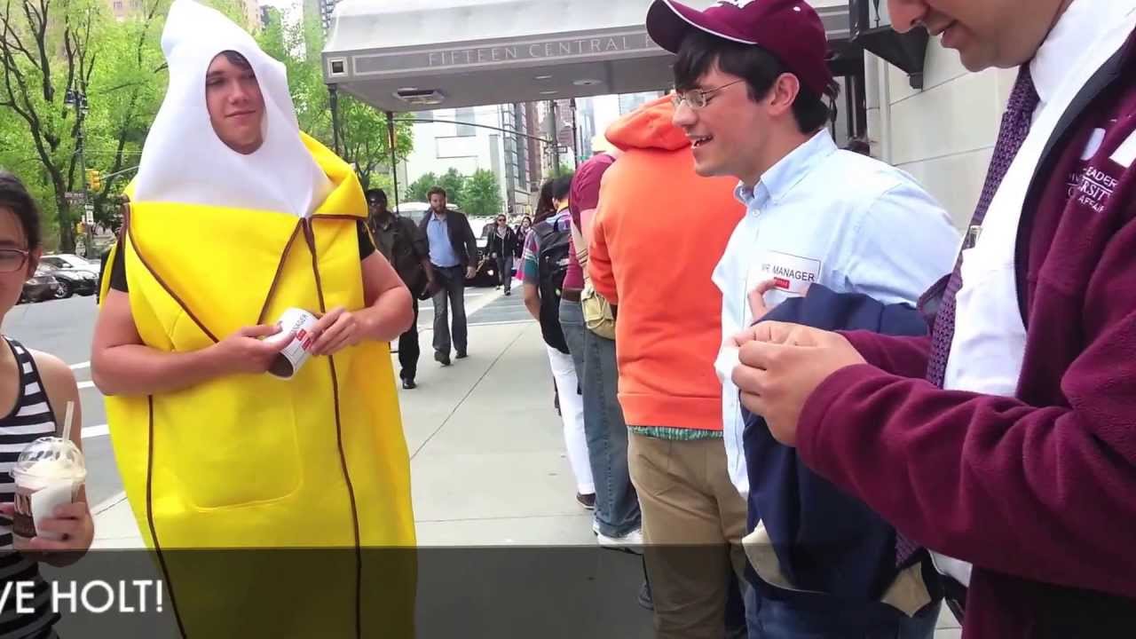 The Big Yellow Joint (Bluth's Original Banana Stand) in NYC Arrested