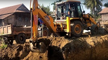 JCB Backhoe Loader Loading Soil On Tractor - Jcb Making Home Foundation 5