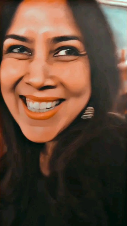 Ullam kollai poguthada..sakshi tanwar😍