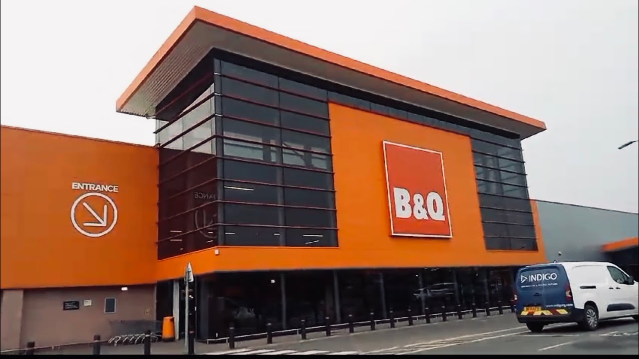 Shopping at Freeport and B&Q 🏬