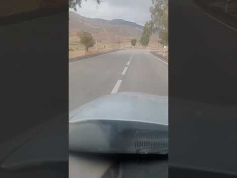 الطريق بين خنيفرة و مريرت مناظر خلابة