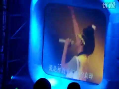周筆暢廣州演唱會之陳奕迅的愛是懷疑.flv