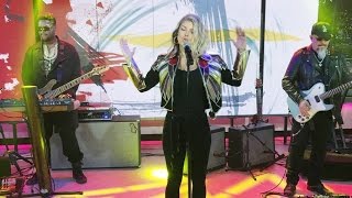 [HD 1080p] Fergie performs Life Goes On live on Today Show
