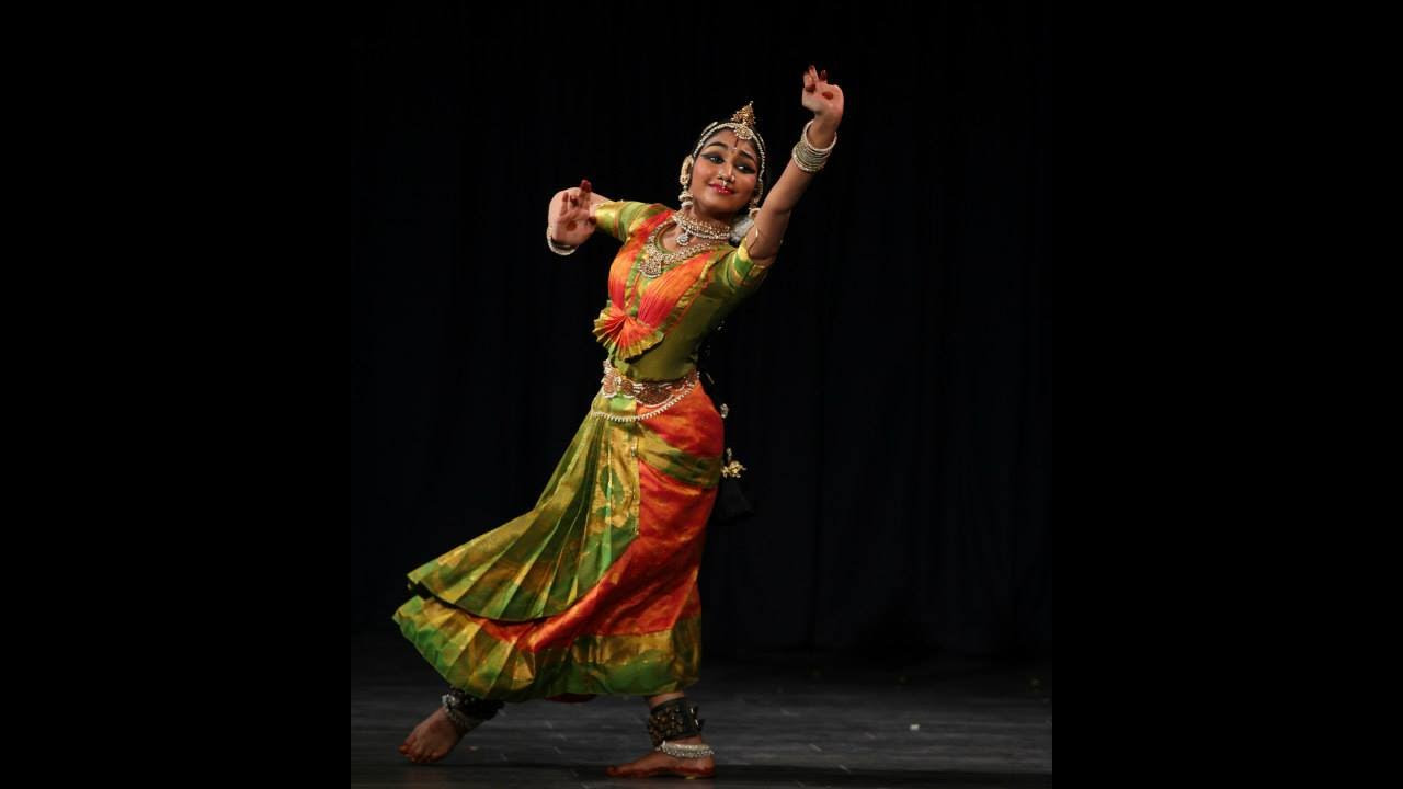 Mahalakshmi kouthuvam by Akshaya Ravi   Sridevi Nrithyalaya   Bharathanatyam Dance