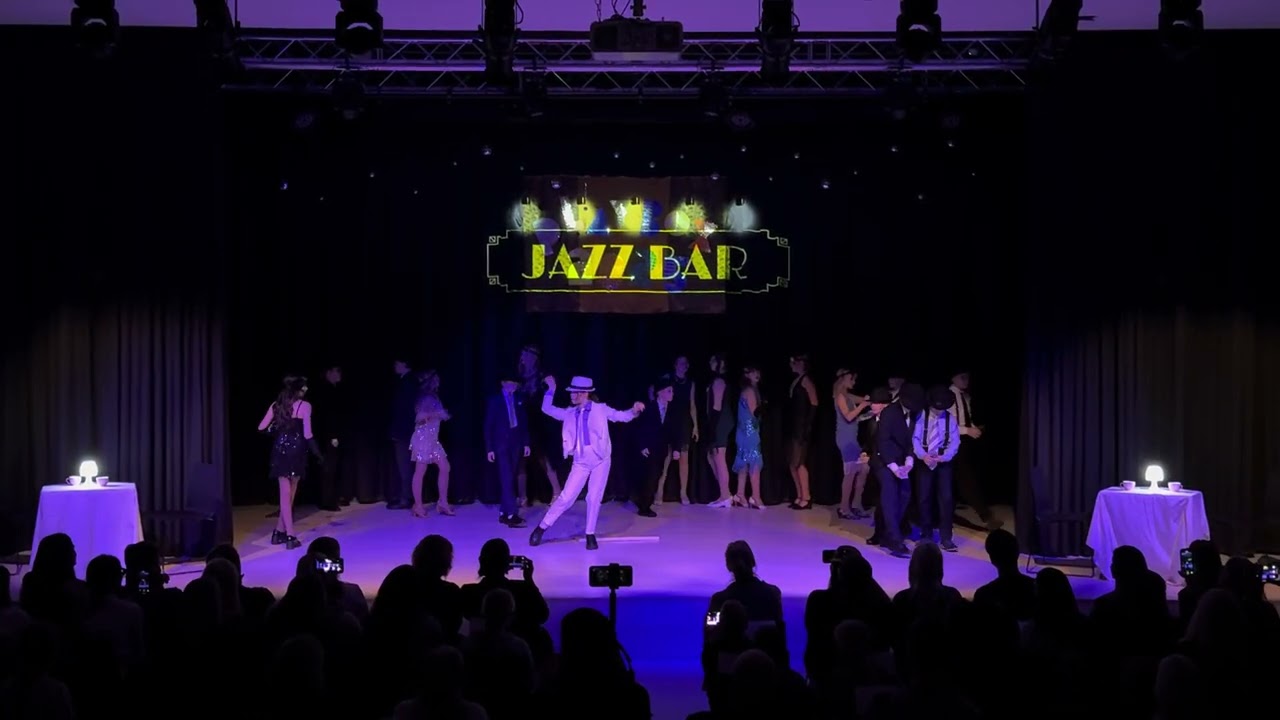 Smooth Criminal - Michael Jackson (5.B - I KOHT Kindluse Kooli Playbox)