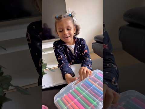 مها رسمة غنى من المتابعين ولحتى فصلت أسواره باسم غنى