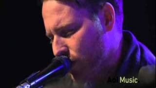 Video thumbnail of "Turin Brakes - Never Stops (live)"