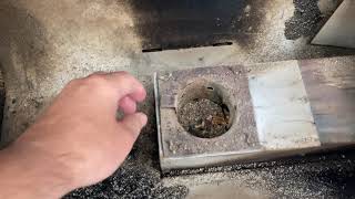 Easy-Ash From SmokinTek Remove Ashes from your Pellet Grill Burn pot without Vacuuming.