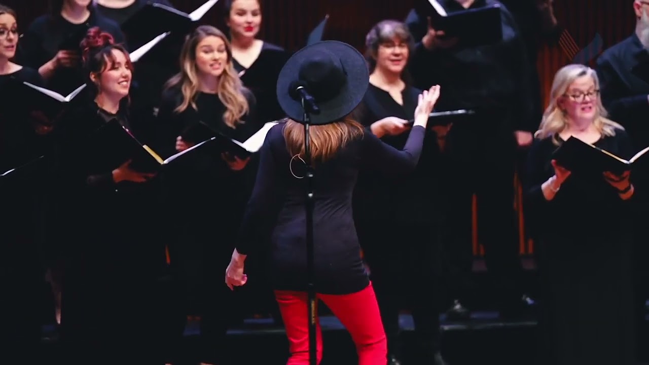 Obejrzyj "Bellow" by Moira Smiley, performed by Moira Smiley and VocalEssence w YouTube Obejrzyj "Bellow" by Moira Smiley, performed by Moira Smiley and VocalEssence w YouTube